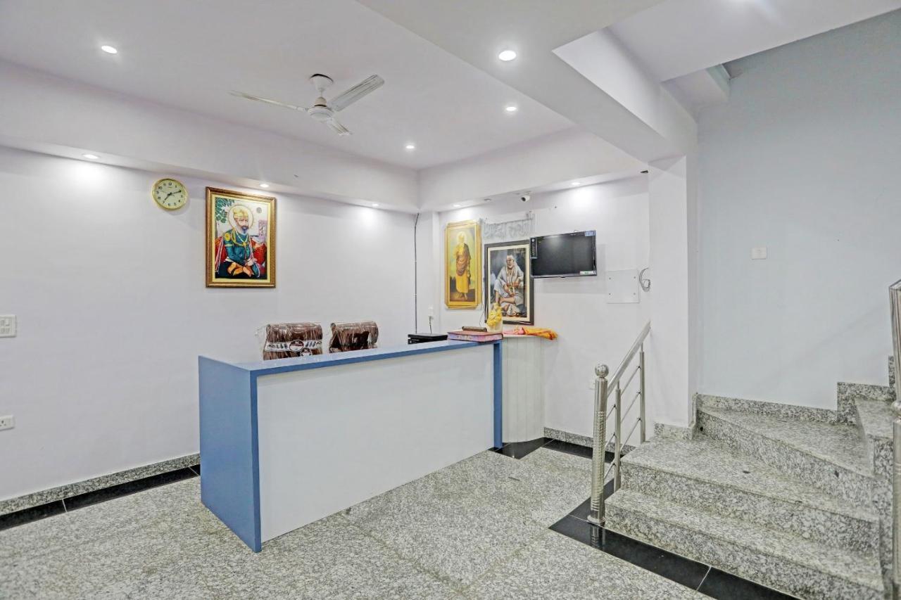 Hostel S B Inn-Near New Delhi Train Station Exterior foto