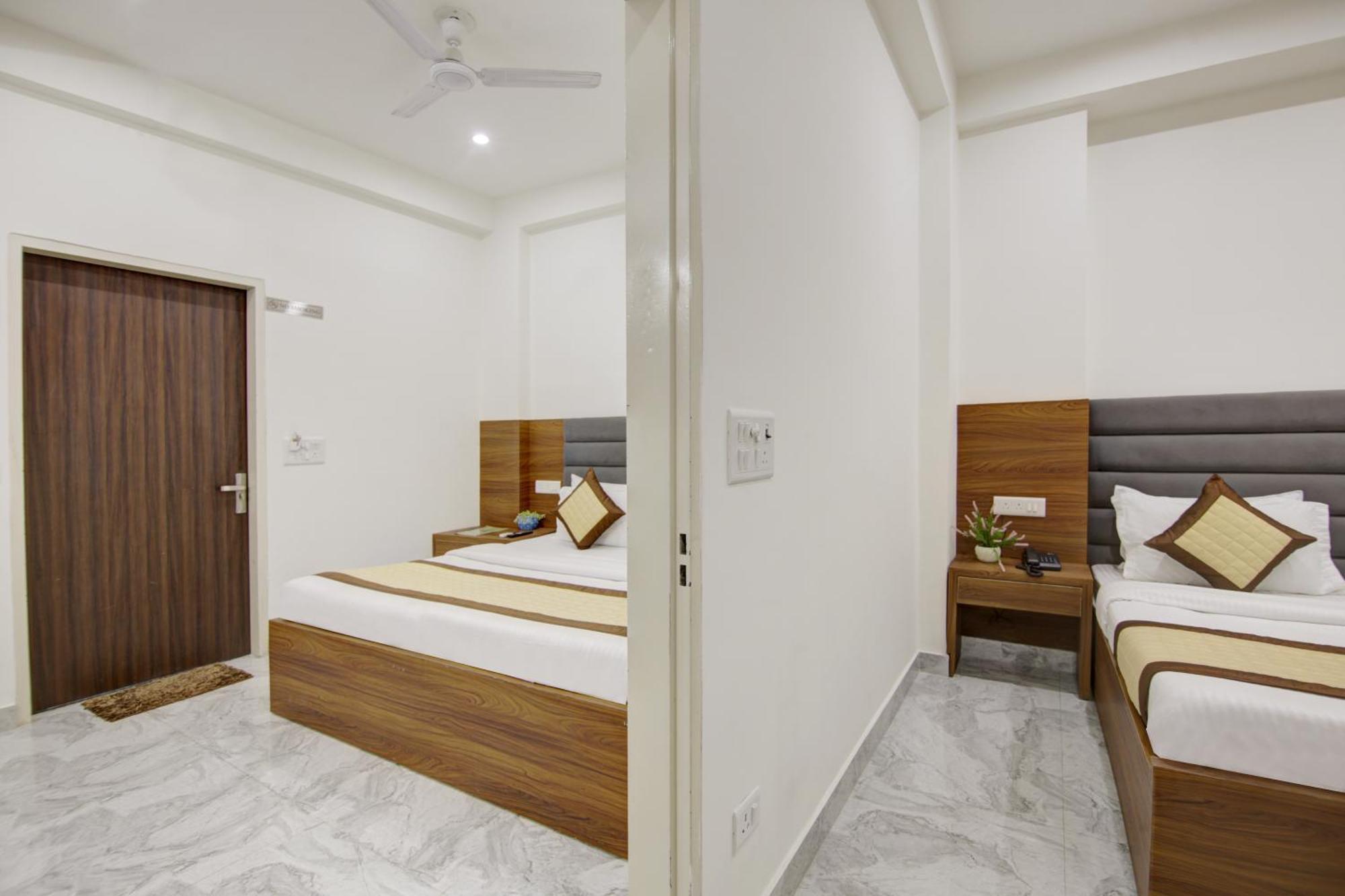 Hostel S B Inn-Near New Delhi Train Station Exterior foto