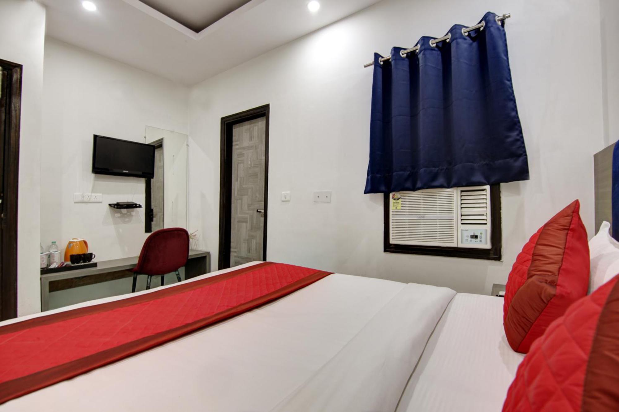 Hostel S B Inn-Near New Delhi Train Station Exterior foto