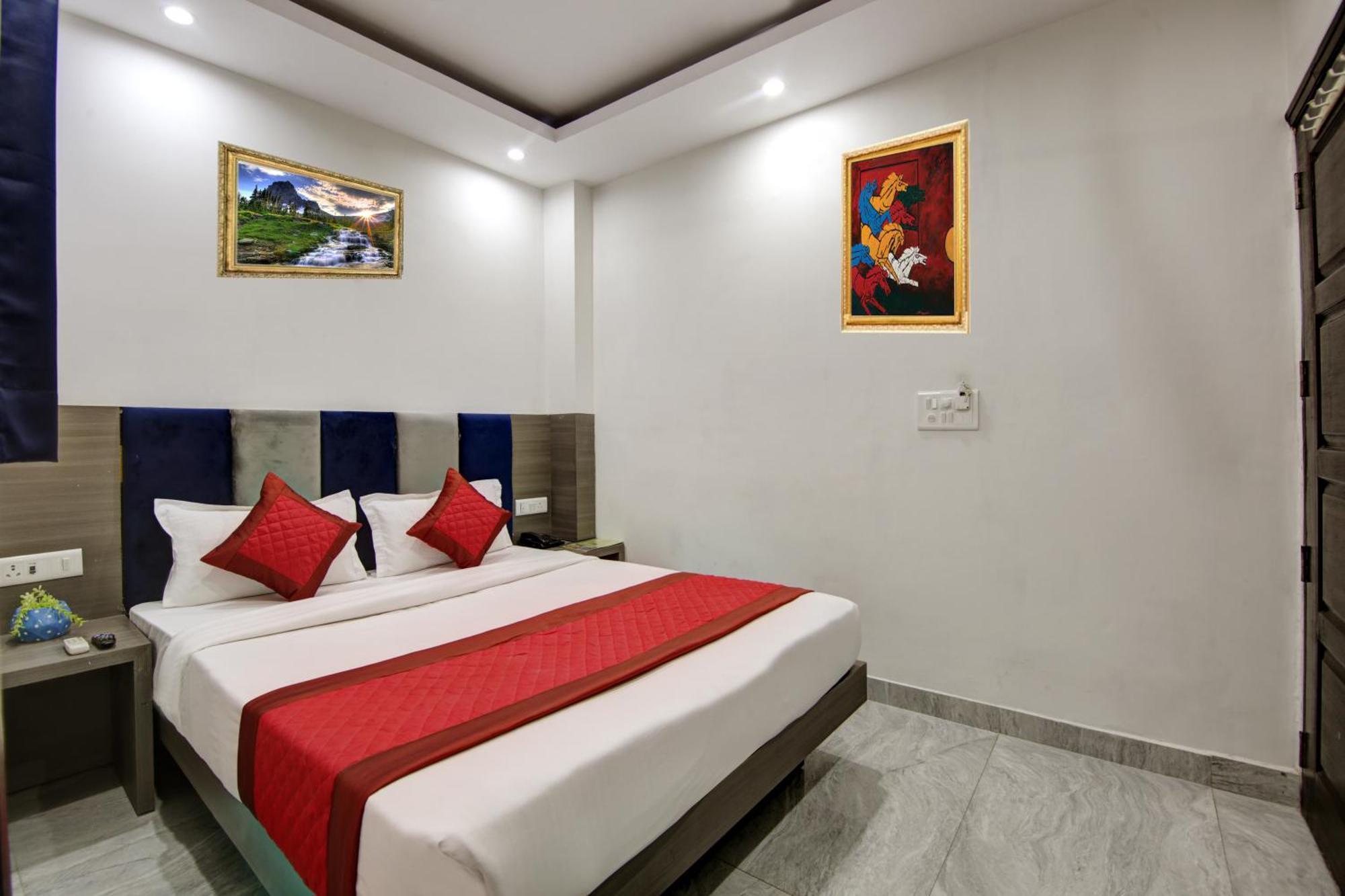 Hostel S B Inn-Near New Delhi Train Station Exterior foto